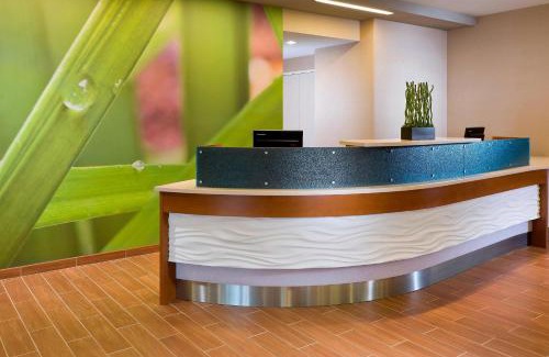 Oxford Valley Hotel | SpringHill Suites by Marriott Philadelphia Langhorne