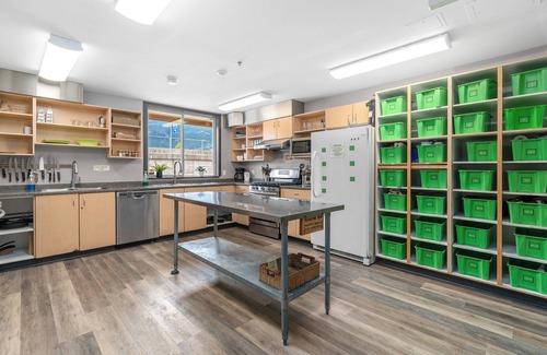 Squamish Hotel | Squamish Adventure Inn