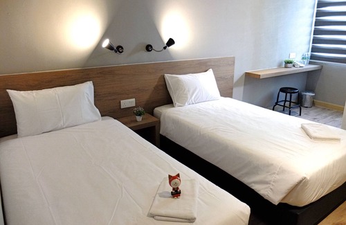 Pengkalan Aor Hotel | Square Inn
