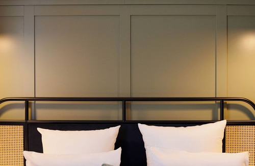 La Roche-sur-Yon Hotel | Square Lodge Hotel La Roche Sur Yon - Handwritten Collection