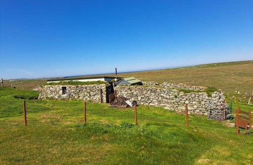 Arnol House | Squealing Pig Bothy