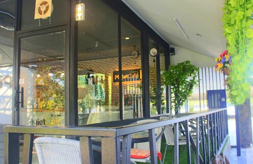 Hat Chao Samran Resort | Squid Resort