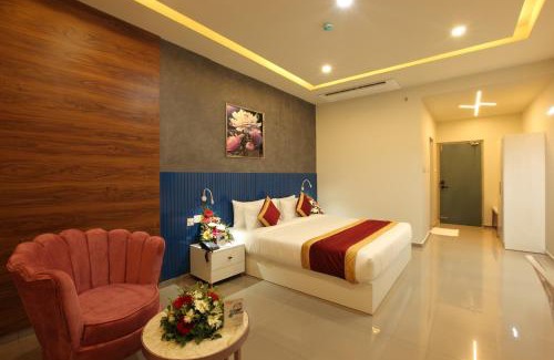 Kulanada Hotel | Sreevalsam Grande
