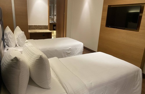 Potheri Hotel | SRM Hotel Maraimalai Nagar