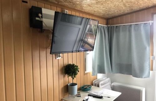 Tiszaorveny Boat Rental | Stég Úszóházak