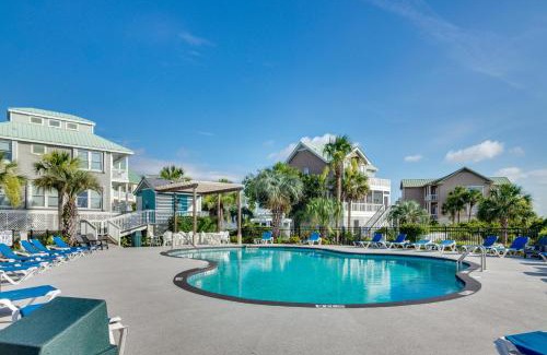 Beachwalk Apartment | St Helena Island Condo - half Mi to Beach