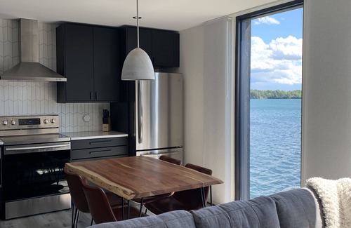 South Glengarry Apartment | St. Lawrence River Retreat