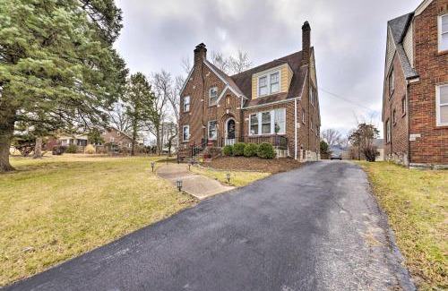 Bel-Nor House | St Louis Vacation Rental 4 Mi to Airport!