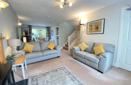 Duddingston House | St Margaret's Cottage, Edinburgh
