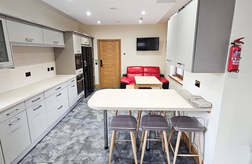 MacMerry Bed & Breakfast | St Martins Guest House - Room 7