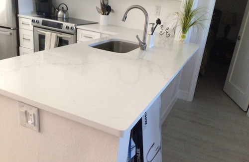 Casa del Mar Villa | St Petersburg Beaches Waterfront Villa on Beautiful Isla Del Sol Sleeps 6