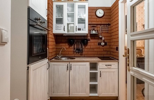 Prague 5 Apartment | St. Terezie - Baroque Residence