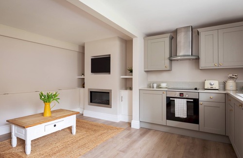 Baslow Cottage | Stable Cottage/Chatsworth Estate