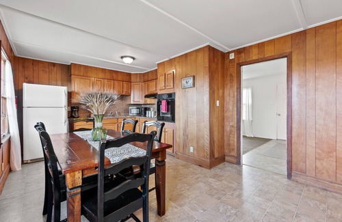 Keene House | Stableview Cottage