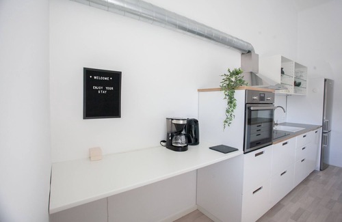 Torshavn Apartment | Stadium - Central - Park - Art Gallery