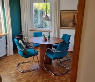Burgeresch Apartment | Stadtnahe Wohnung mit Garten und Parkplatz