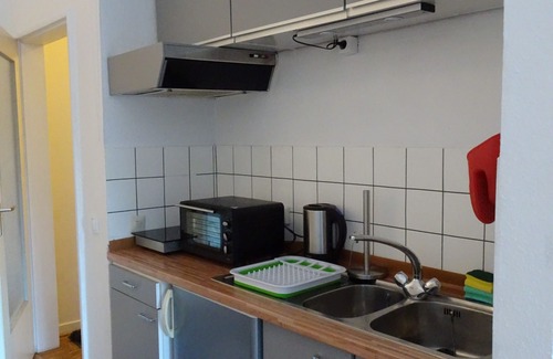 Ehestorf Apartment | (Staff) feel-good apartment in the rose garden (for one guest)