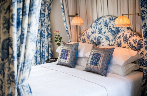 Sadirac Other | Staffed Luxury Chateau: Pool, Vines & Best Location Near Bordeaux