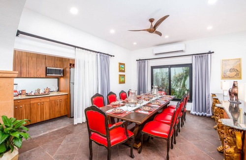 Puerto Vallarta Villa | Staffed Luxury Villa, Central PV, 2 Pools, Fine Art & Breakfast Included!