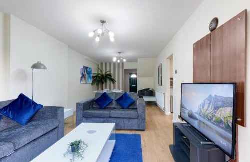 Maidenhead House | Staiforce 2 Bedroom House with Parking testnow