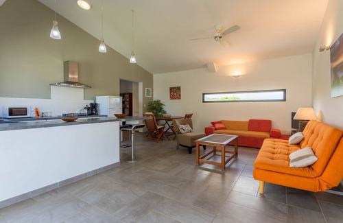 Saint-Pierre De La Reunion House | STANDING VILLA BY THE SEA