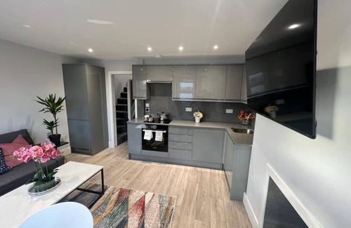 North Finchley Apartment | Stanhope Road Apartments
