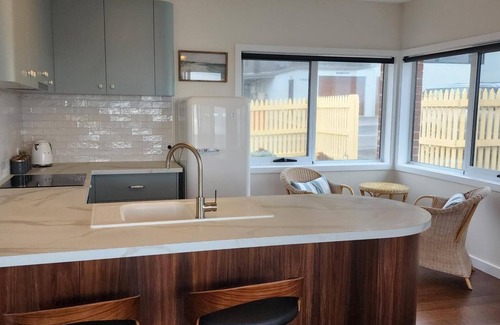 Stanley Hotel | Stanley Village Waterfront Accommodation