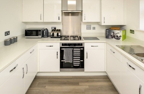 Chatham House | Star Board House Luxury 5-bedroom