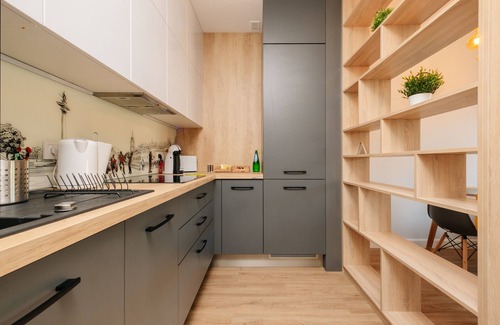 Bielany Apartment | Stare Bielany 2-Bedroom Apartment
