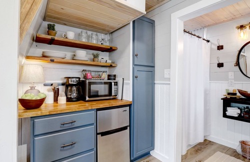 Hondo House | Starlight Escape | Romantic Tiny Home Retreat