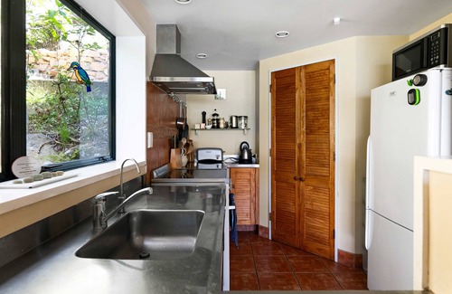 Cable Bay House | Starlight (Te Whānau Mārama) Cable Bay NelsonnSecluded, beach front, sustainable