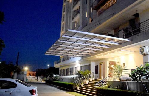 Neemrana Hotel | Starlit Suites Neemrana