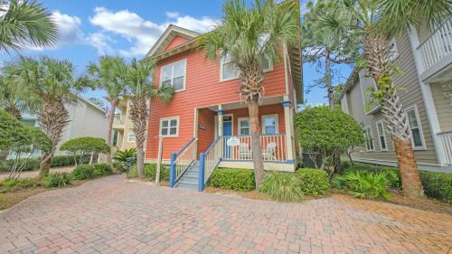 Santa Rosa Beach House | Stars Hollow Cottage - 3 bedrooms sleeps 10