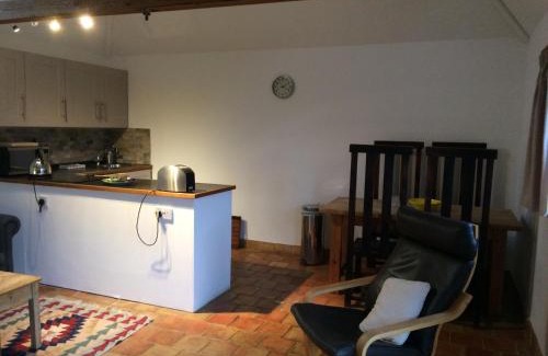 Cranbrook House | Starvegoose Cottage