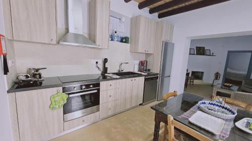 Droushia House | STAY Akoni House