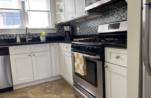 Asbury Park Condo | Stay and relax by the beach with a lakeview in Asbury Park! 31 day min stay.