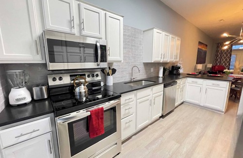 Bentonville - Fayetteville Apartment | Stay at Steuben, Hot Tub, Remodeled Home