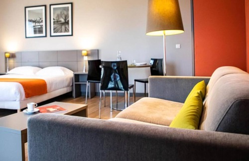 9th Arrondissement Hotel | Stay Close to Place des Terreaux! Pet-friendly Hotel, Kitchenette, City View!