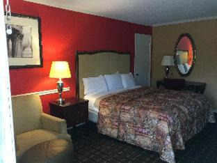 Demopolis Hotel | Stay Express Inn & Suites Demopolis