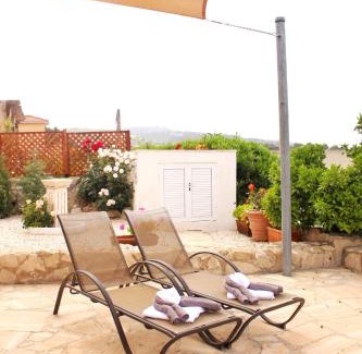 Mesa Chorio Villa | STAY Helios House