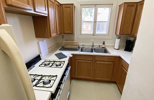 Jefferson City House | Stay In The Center of It All at Parker's Place