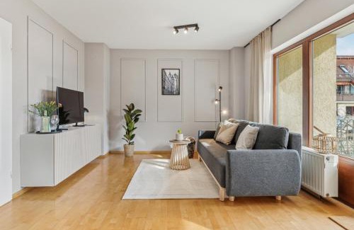 Bayreuth Apartment | Stay Malou Apartment zentrumsnah mit Kaffee-Teebar, Arbeitsplatz, Balkon und kostenlosen Stellplatz