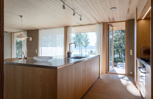 Askainen House | Stay North - Red Rock