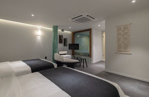 Hwanghak-tong House | Stay Passport Sindang Ryokan