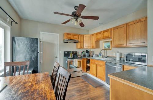 King Apartment | Stay Portland - Charming 2BR in the Heart of NE Portland