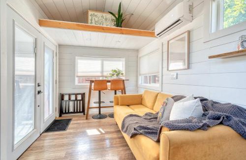 Alberta Arts District Apartment | Stay Portland - The Tiny Saguaro - Walk to Local Shops & Eateries