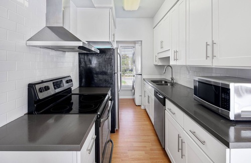 Sullivan's Island Apartment | Stay @ Sea Foam at the Blue Horizon
