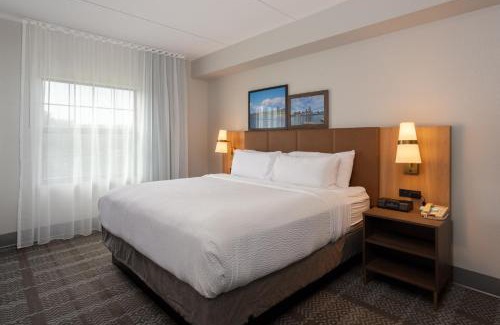 West Seneca Hotel | Staybridge Suites Buffalo by IHG