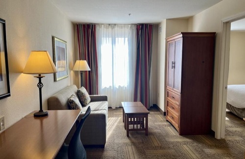 Barker Hotel | Staybridge Suites Houston - Willowbrook by IHG