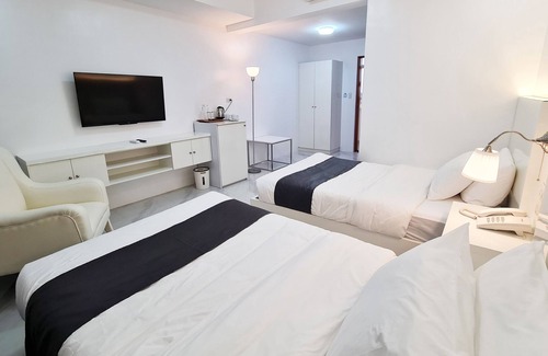 San Jose City Hotel | Staycation Hotel